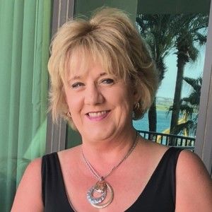 Meet your Posher, Renee